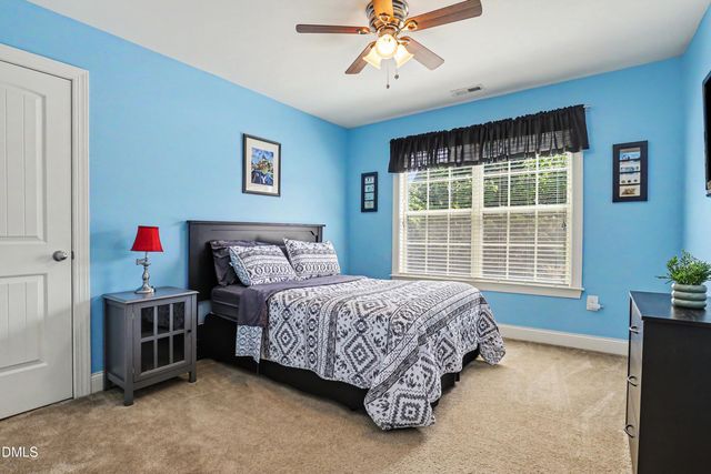 732 Lone Pine Loop, Fuquay Varina, NC 27526