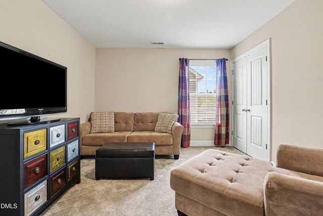 732 Lone Pine Loop, Fuquay Varina, NC 27526