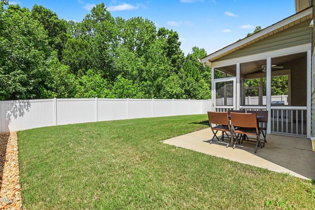 732 Lone Pine Loop, Fuquay Varina, NC 27526