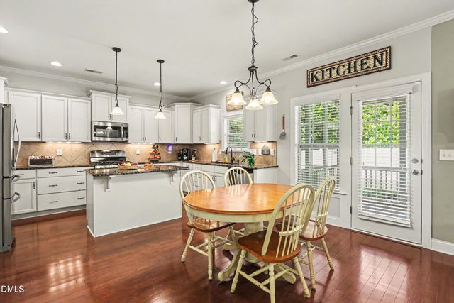 732 Lone Pine Loop, Fuquay Varina, NC 27526