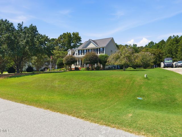 2725 Lautenberg Lane, Willow Springs, NC 27592