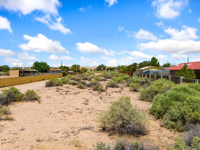 120 Barnard Road, Corrales, NM 87048