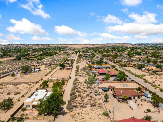 120 Barnard Road, Corrales, NM 87048