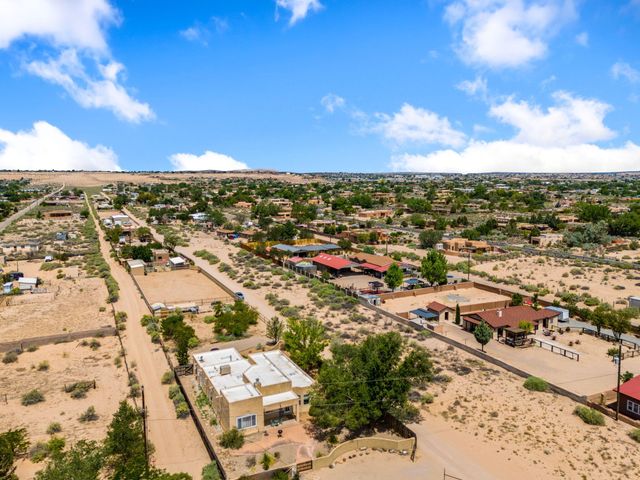 120 Barnard Road, Corrales, NM 87048