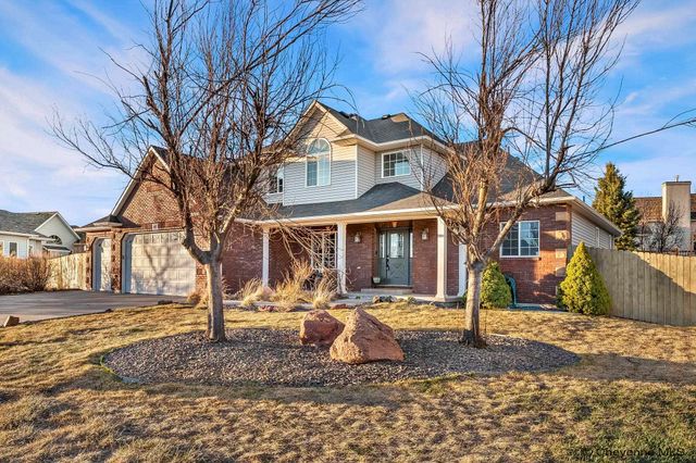 922 WEST DALE BLVD, Cheyenne, WY 82001