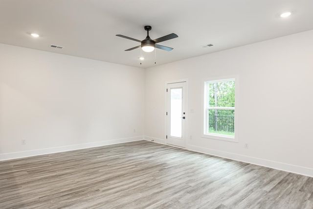 618 Farcroft Trail, Roebuck, SC 29376
