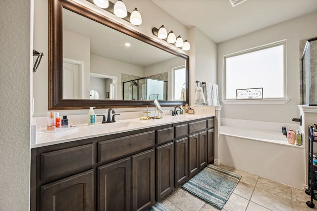 1504 Shindig Court, Weatherford, TX 76087