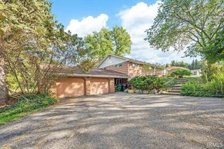 51416 Orange Road, South Bend, IN 46628