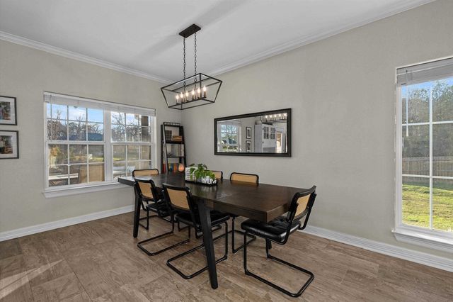 295 Towering Oaks Haven, Longview, TX 75602