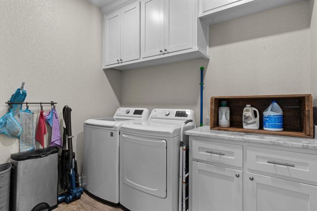 295 Towering Oaks Haven, Longview, TX 75602