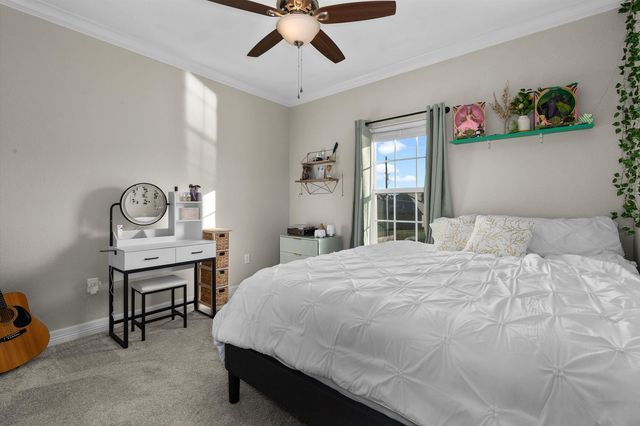 295 Towering Oaks Haven, Longview, TX 75602