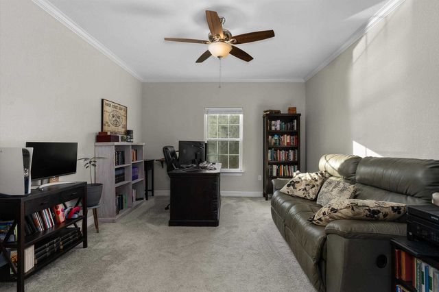 295 Towering Oaks Haven, Longview, TX 75602