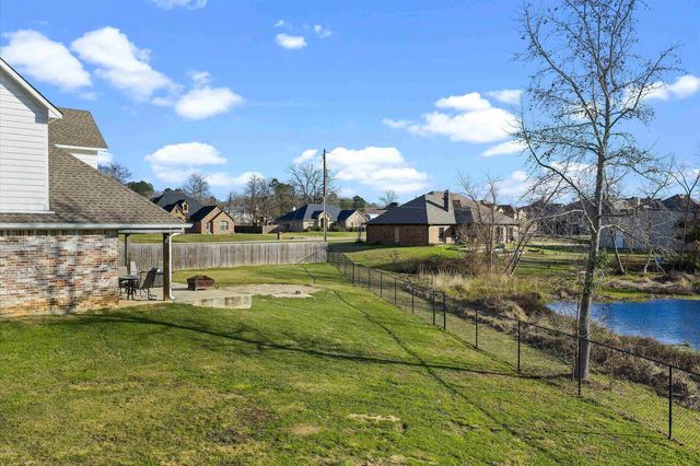 295 Towering Oaks Haven, Longview, TX 75602