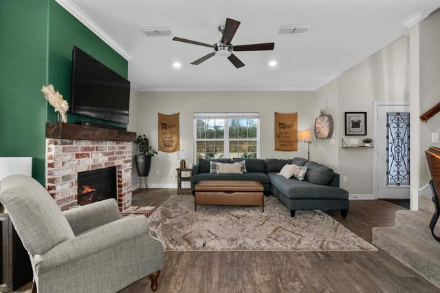 295 Towering Oaks Haven, Longview, TX 75602