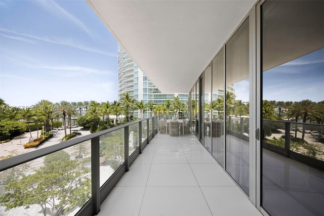 801 S Pointe Dr 301, Miami Beach, FL 33139