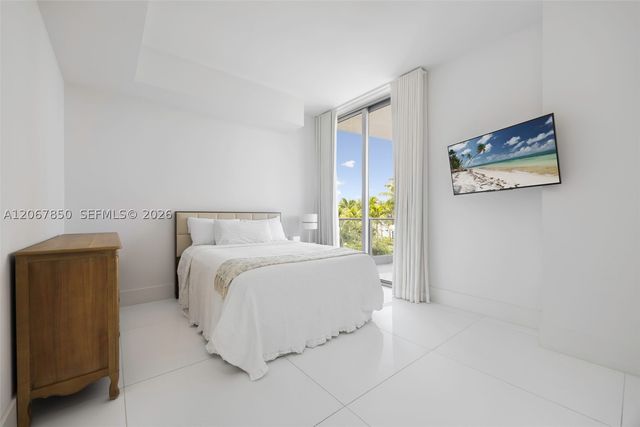 801 S Pointe Dr 301, Miami Beach, FL 33139