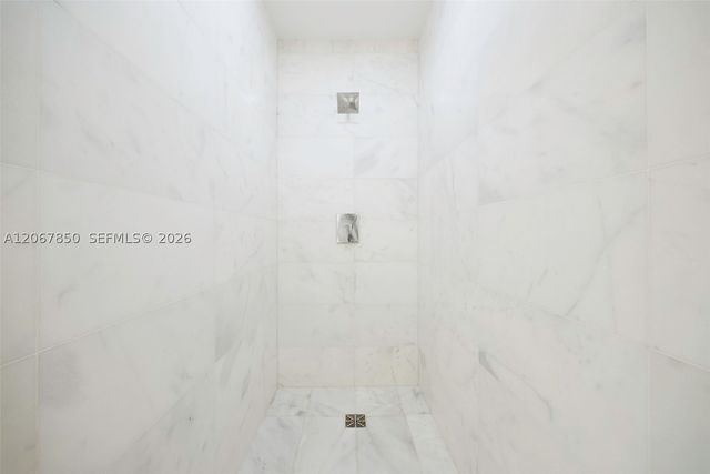 801 S Pointe Dr 301, Miami Beach, FL 33139