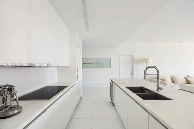 801 S Pointe Dr 301, Miami Beach, FL 33139