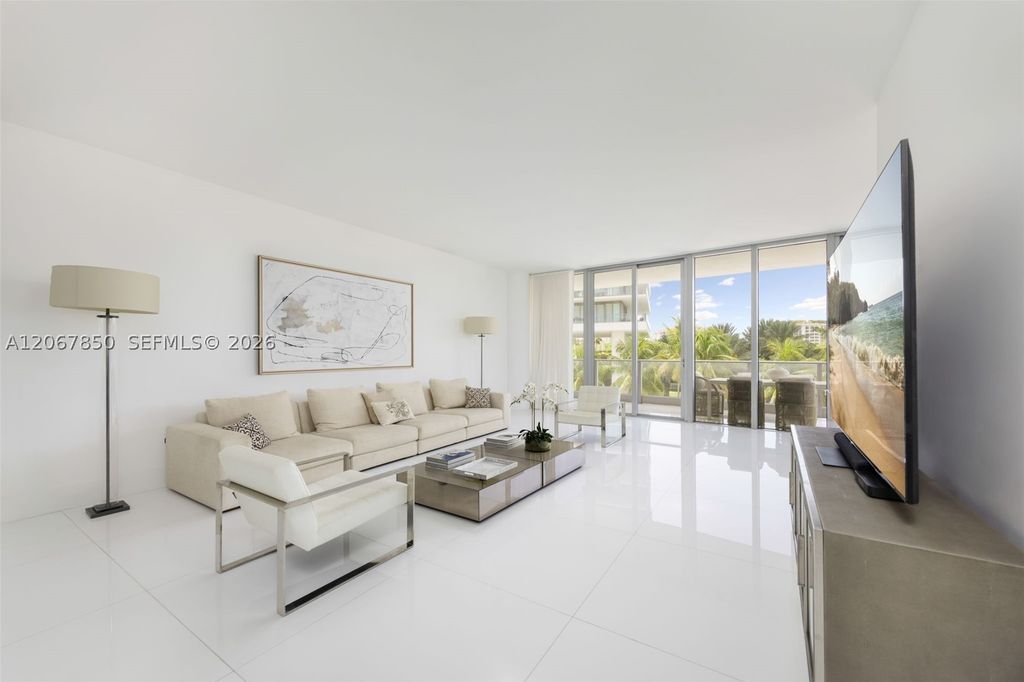 801 S Pointe Dr 301, Miami Beach, FL 33139