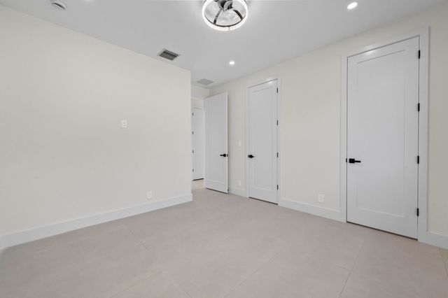 621 NW 42nd Avenue, Coconut Creek, FL 33066
