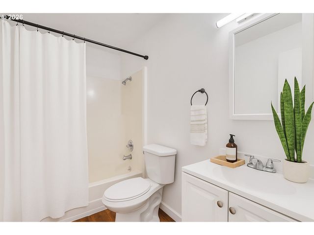 5620 Ne KILLINGSWORTH St, Portland, OR 97218