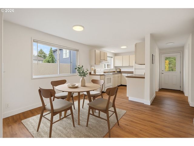 5620 Ne KILLINGSWORTH St, Portland, OR 97218