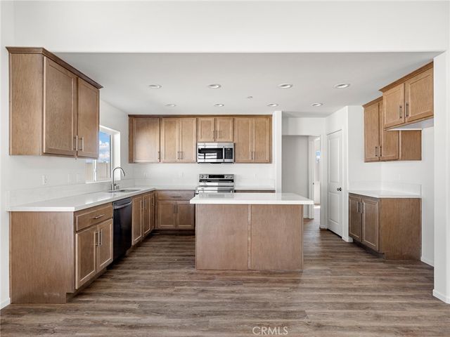 11782 Sebastian Drive, Adelanto, CA 92301