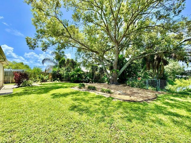 8134 WINTHROP DRIVE, Port Richey, FL 34668