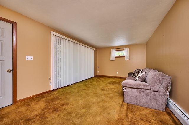 186 East St, Southampton, MA 01073