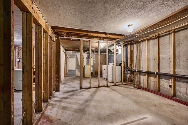 186 East St, Southampton, MA 01073