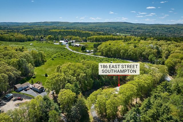 186 East St, Southampton, MA 01073