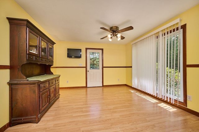 186 East St, Southampton, MA 01073
