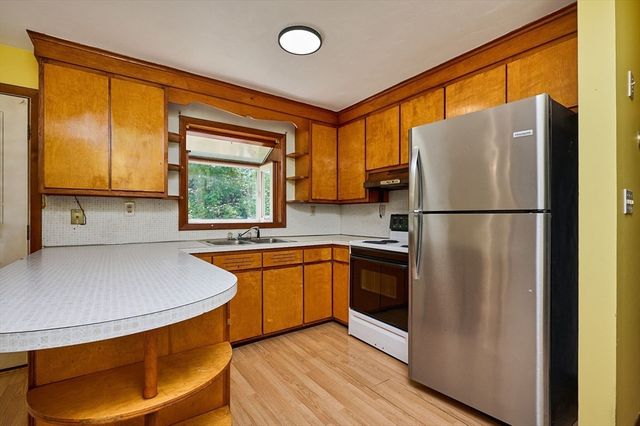 186 East St, Southampton, MA 01073