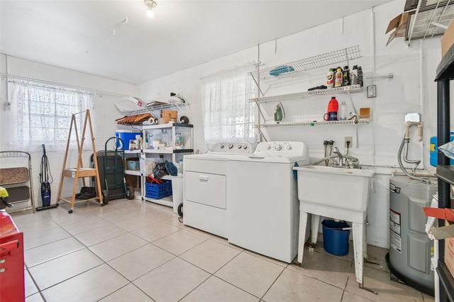 123 GLENDOWER CIRCLE, Sun City Center, FL 33573