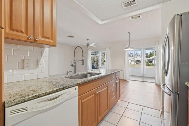 123 GLENDOWER CIRCLE, Sun City Center, FL 33573