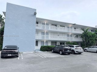 1120 102nd Street 21, Bay Harbor Islands, FL 33154
