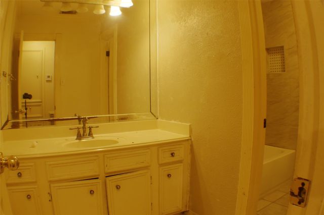 1846 Westwood Drive, Stafford, TX 77477