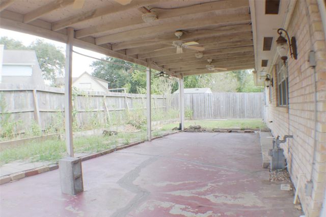 1846 Westwood Drive, Stafford, TX 77477