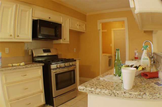 1846 Westwood Drive, Stafford, TX 77477