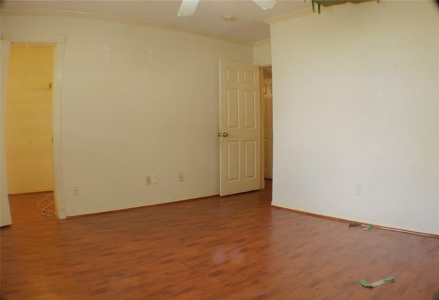 1846 Westwood Drive, Stafford, TX 77477