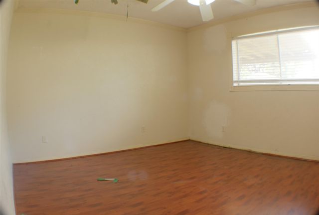1846 Westwood Drive, Stafford, TX 77477
