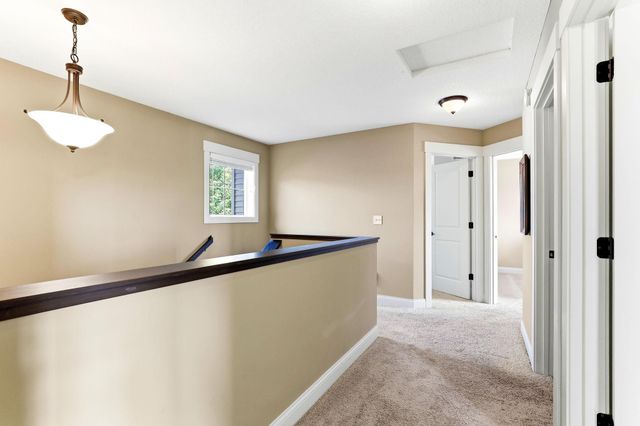 157 Dongola Lane, Shakopee, MN 55379