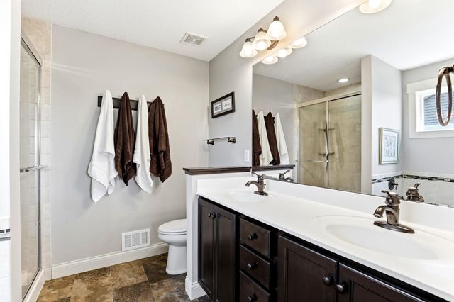 157 Dongola Lane, Shakopee, MN 55379
