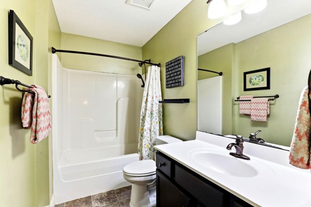 157 Dongola Lane, Shakopee, MN 55379
