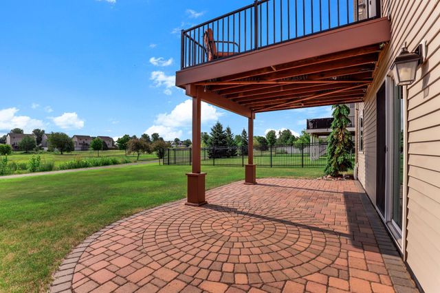 157 Dongola Lane, Shakopee, MN 55379