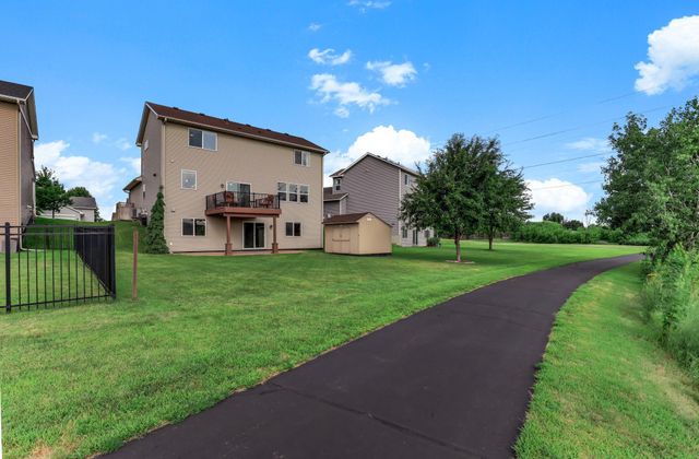 157 Dongola Lane, Shakopee, MN 55379