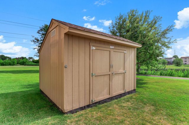 157 Dongola Lane, Shakopee, MN 55379