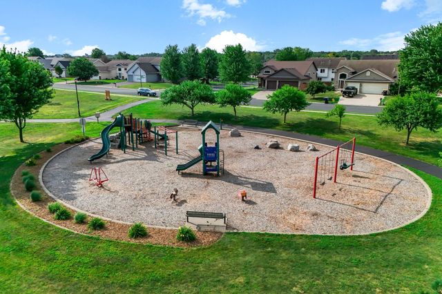 157 Dongola Lane, Shakopee, MN 55379