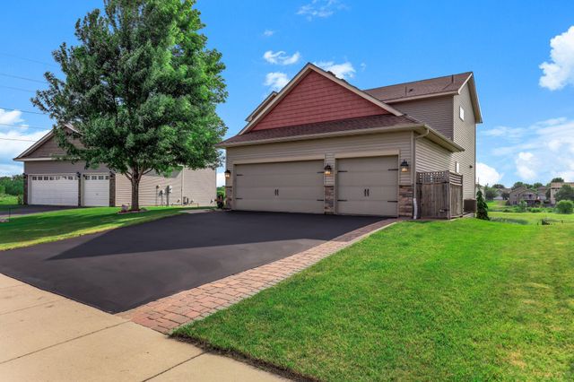 157 Dongola Lane, Shakopee, MN 55379