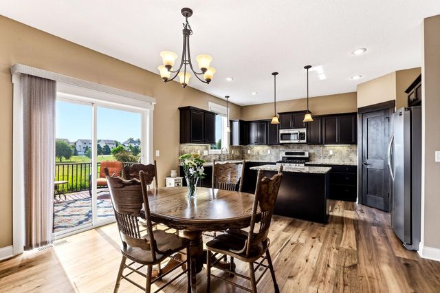 157 Dongola Lane, Shakopee, MN 55379